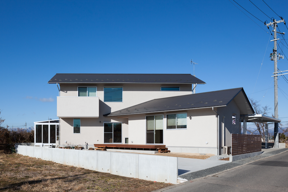 �S�R�E����̉Ɖ摜�P