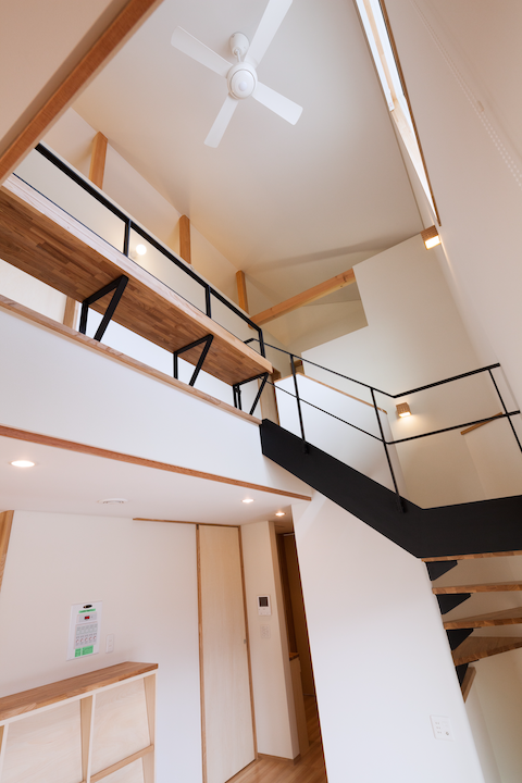 �S�R�E����̉Ɖ摜�U