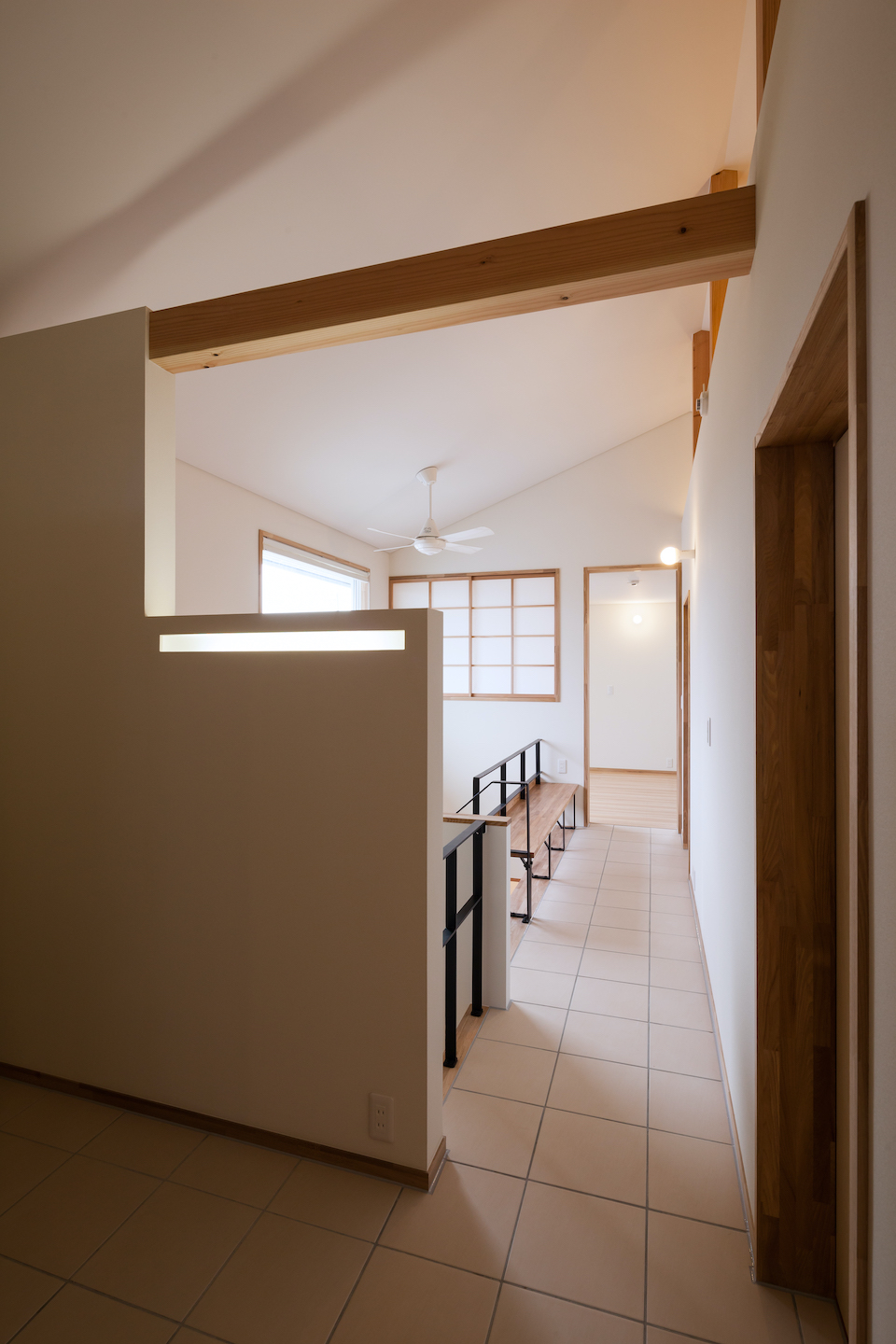 �S�R�E����̉Ɖ摜�P�S