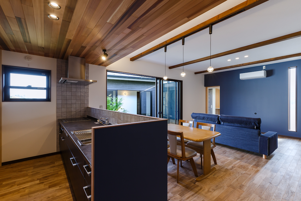 �{���E����̃��m�x�[�V�����摜�P