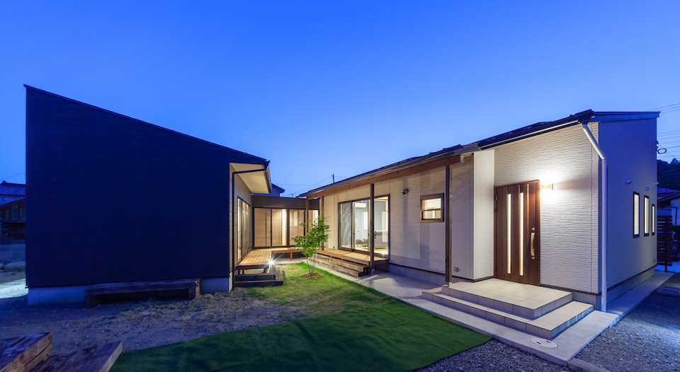 �{���E����̃��m�x�[�V�����摜�U