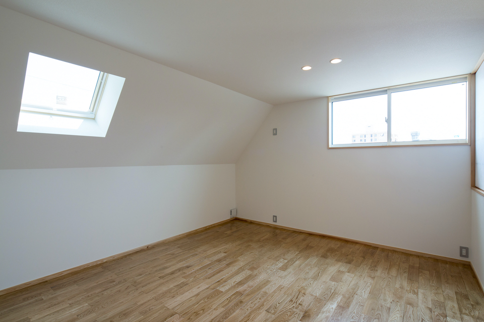 ��Ӂi�����j�̂����摜�P�S